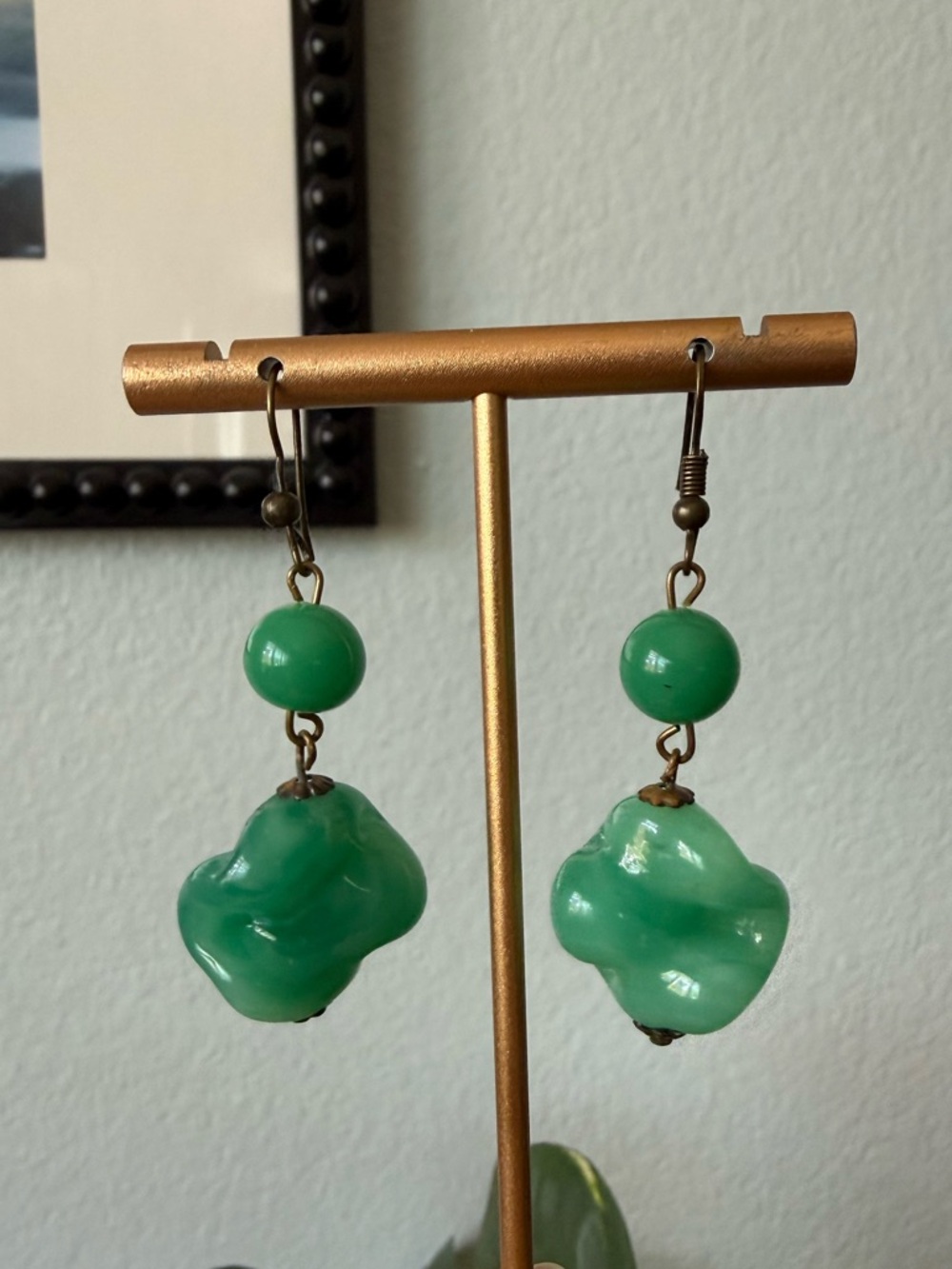 Vintage Jade Green Abstract Shape Dangle Drop Fish Hook Pierced Earrings